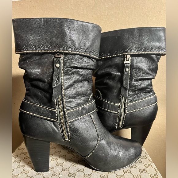 Sz 8.5 FOSSIL WOMENS LEATHER ANKLE BOOTS BLACK SILVER HARDWARE - Picture 5 of 8